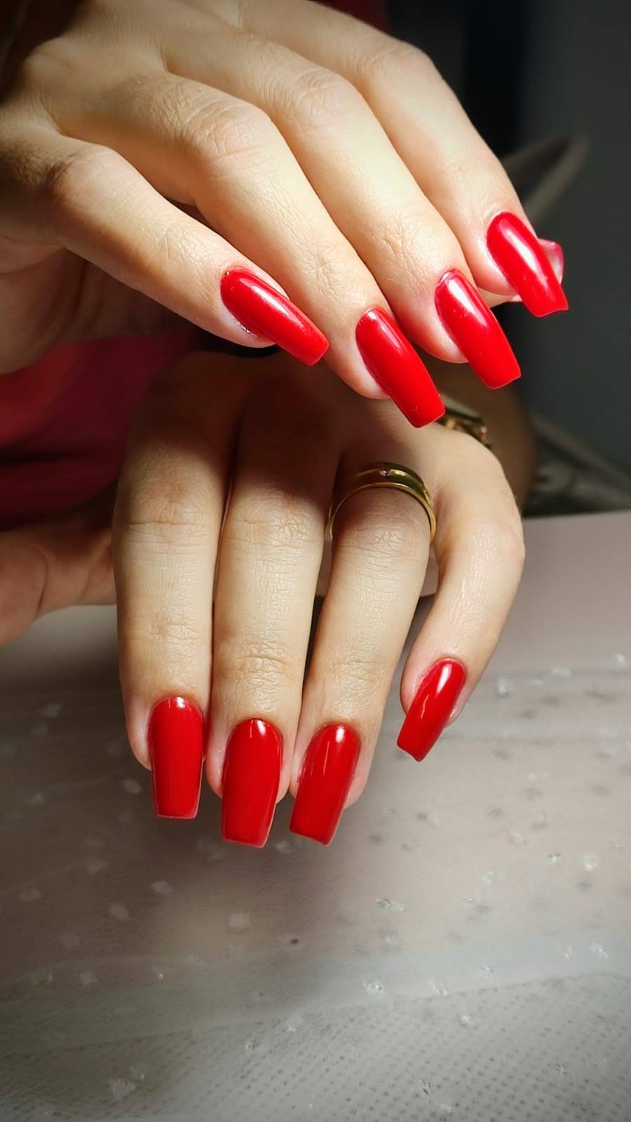 Esmaltação em gel com acabamento brilhante